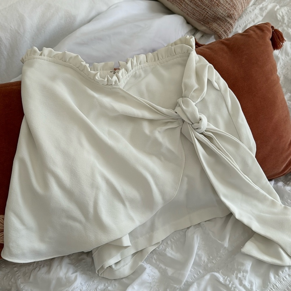 DO+BE Beige Skort